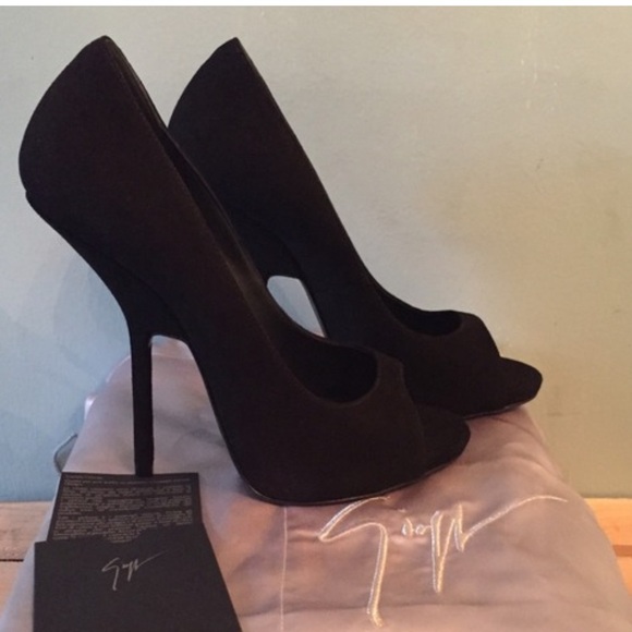 Giuseppe Zanotti Black Suede Pumps Shoes - Picture 1 of 12